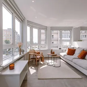 https://bright-modern-apartment-close-to-the-casino.hotelsghent.com